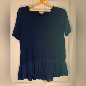 Loft Outlet Navy Knit Short Sleeve Blouse with Ruffle Hem in Size L